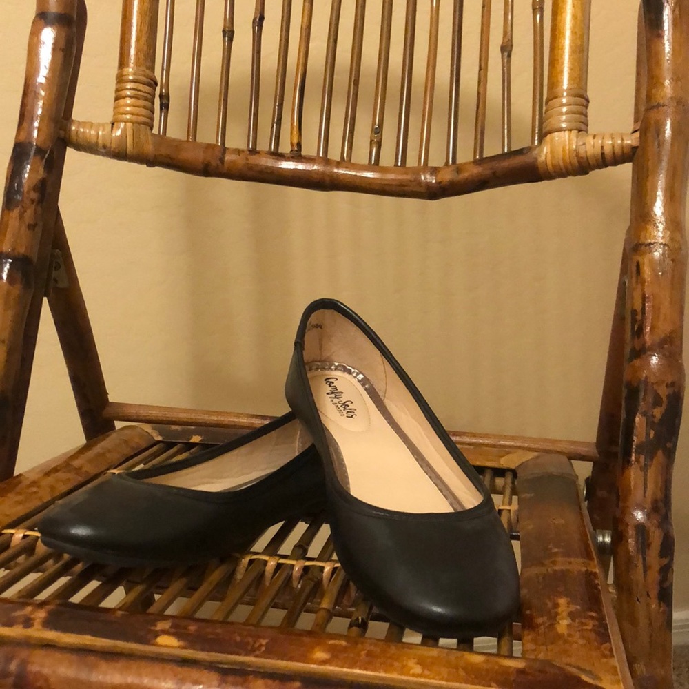 Black Comfy Soles by Bamboo Ballerina shoes